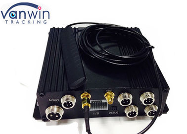 3G 살아있는 영상 Wifi를 추적하는 GPS를 가진 차량 안전 해결책을 위한 4개의 채널 CCTV DVR