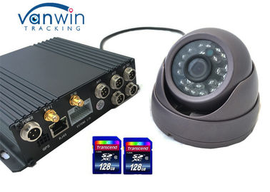 SD는 내장된 차량 사진기 차 추적 4CH DVR를 위한 이동할 수 있는 DVR HD CCTV를 카드에 적습니다