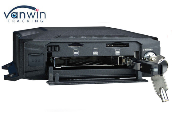 택시 / 버스를 위한 대시캠 4G GPS WIFI와 함께 기능적인 4 채널 모바일 DVR