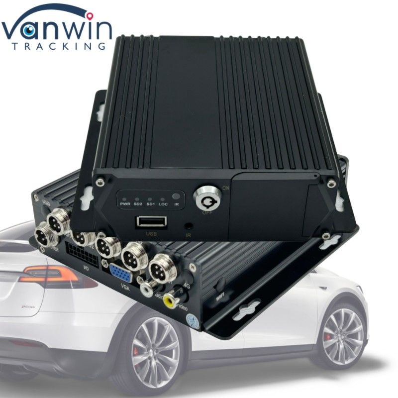 4G GPS MDVR 4 CH SD 카드 비디오 레코더 차량 안전 모니터링을 위한 듀얼 카드 듀얼 대기 상태